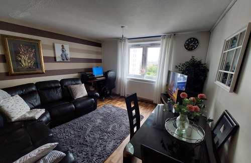 Salford Apartment | Convenient Serviced Apartment Near Manchester City Centre