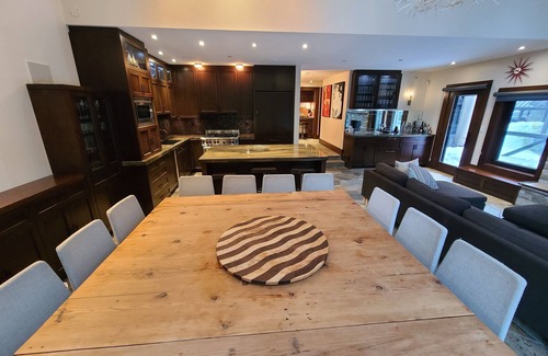 Upper Village House | Premier Ski-in/Ski-out Retreat with Hot Tub in Whistler