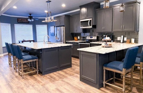 Kingston House | Unforgettable Texoma Stay with Spa, Game Room & EV Charger