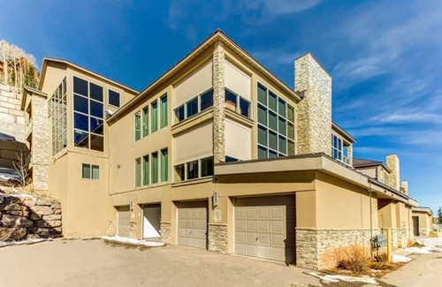 Brian Head House | Prime Slopeside Retreat with Free Shuttle Service