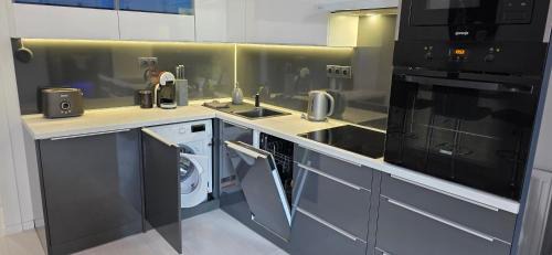 Szeged Apartment | Smart Apartments: 4-Star Stay with Breakfast Included
