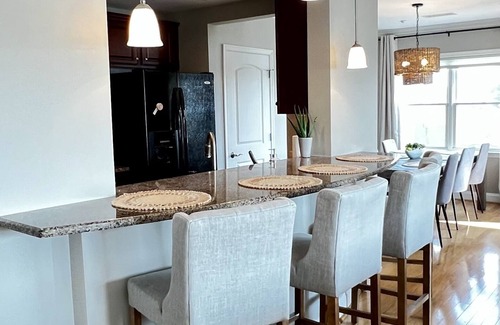 Westlake Corner Condo | Elegant Escape with Ocean View and Poolside Relaxation