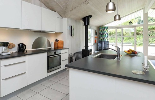 Spodsbjerg House | Spacious 8-Person Holiday Home with Ocean Views in Rudkøbing