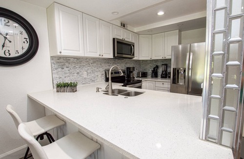Wesley Chapel Condo | Premier 3BR Condo with Patio & Golf Course Views in PGA Community