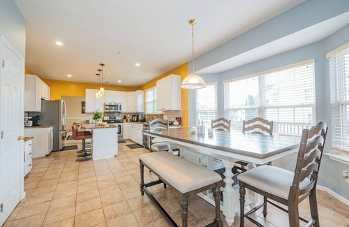 Montpelier House | Family-Friendly 4 BR Retreat with Hot Tub & Pet Welcome