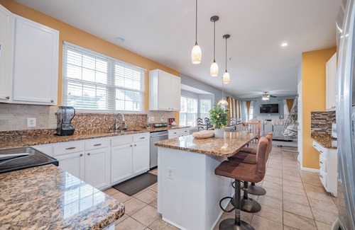 Montpelier House | Family-Friendly 4 BR Retreat with Hot Tub & Pet Welcome