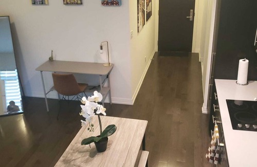 St. Lawrence Condo | Stylish Condo in Downtown: Perfect for Families