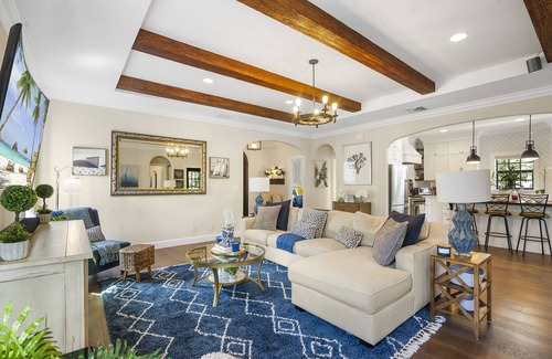 Old Northwood House | Elegant Spanish Colonial Home with Spa & Breakfast Included