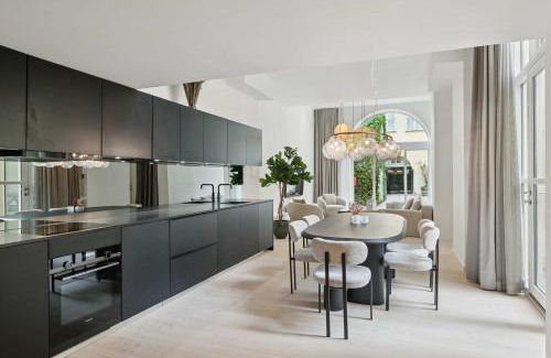 Christianshavn Apartment | Luxury Stay by Freetown & Canals