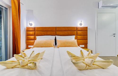 Brisevo Villa | Elegant Villa with Pool and Ocean View - Briševo