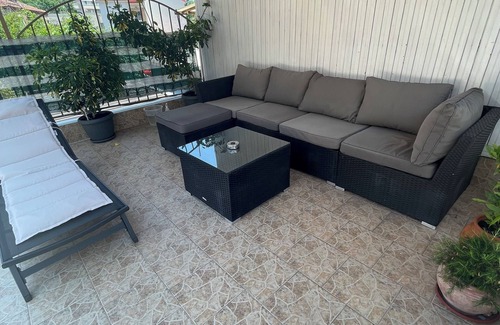 Burgas Apartment | Central Zone Oceanfront Studio with Spa and Breakfast
