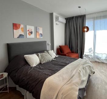 San Telmo Apartment | Stylish Studio in San Telmo - Top Rated with Spa & Pool