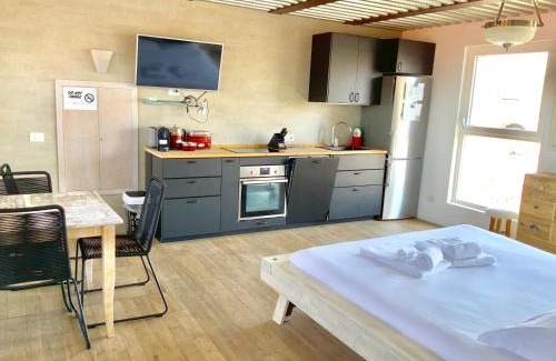 Ponte Seveso Apartment | Stylish Studio with Unique Views Near Main Station