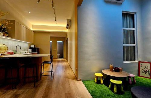 Central Seberang Perai Apartment | Luxury Suite 5R3B 11 Pax@ 90 Alma, Bukit Mertajam