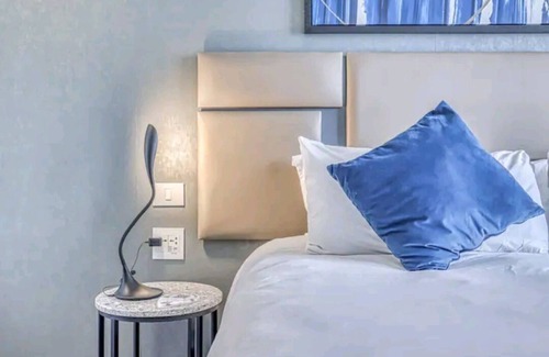 Sandown Hotel | Luxury Suite at The Capital Hotel, Sandton