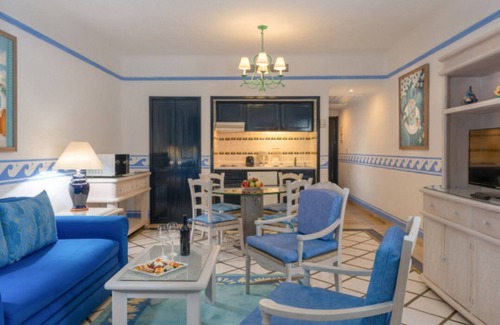 Pedregal House | Discover Our Luxury Suite at an Exquisite Beach Resort