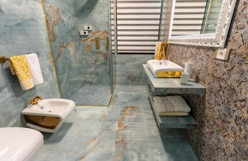 Cluj-Napoca City Centre Apartment | Luxury Suite Eroilor: Guest Rated 9.8 with Child-Friendly Amenities