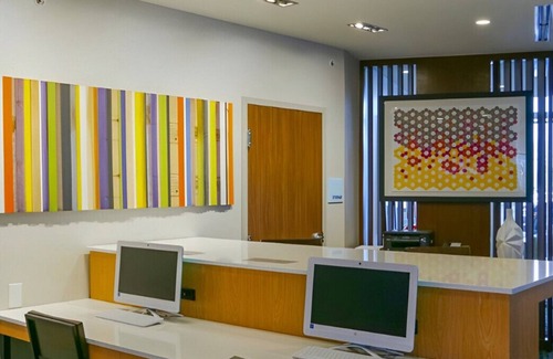 Roseville House | Luxury Suite for Work & Leisure Stays! W/ WiFi!
