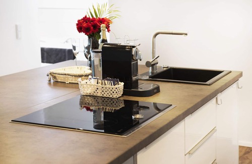 Kempten Apartment | Elegant Suite with Spa and Lake Views in Kempten
