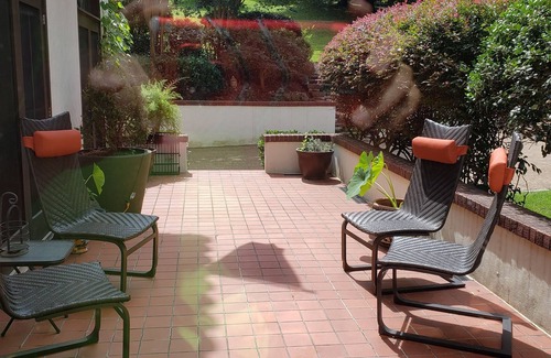 Downtown Knoxville Villa | Pet-Friendly Suite with Spa Near University of Tennessee
