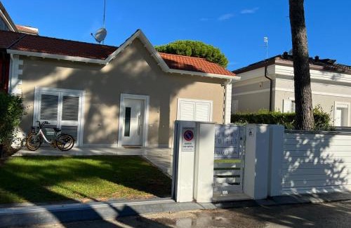 Riccione Villa | Elegant Suites at Villette Cachemire e Chiffon - 4 Star Stay