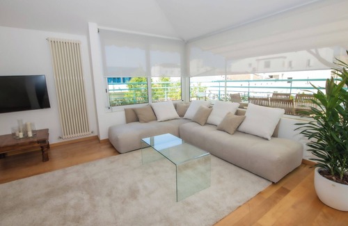 Riccione Apartment | Elegant Suites Collection - Organza with Pet-Friendly Amenities