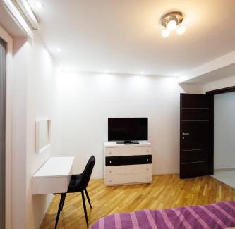Bitola Apartment | Indulge in Comfort at Luxury Suites Markov with Hot Tub