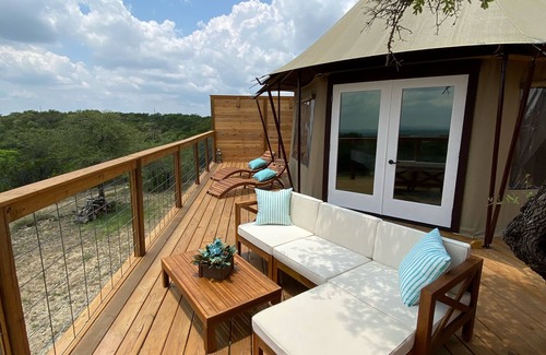 Oatmeal Cabin | Tranquil Tent Retreat with Hot Tub and Scenic Views