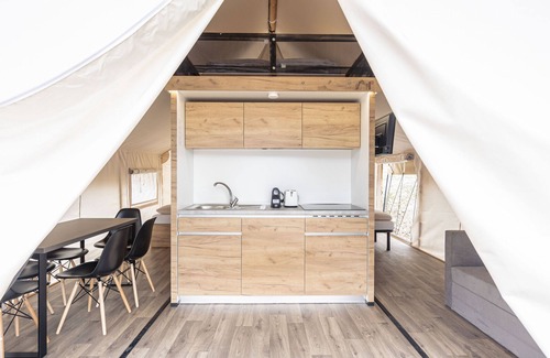 Kotschach-Mauthen Ski Chalet | Unique Safari Tent Experience for Families and Pets