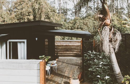Cardiff Bed & Breakfast | Cozy Tiny Home with Outdoor Bath and Infrared Sauna