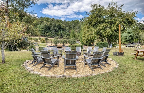 Mineral Bluff House | Elegant Toccoa Riverfront Retreat with Pool and Hot Tub