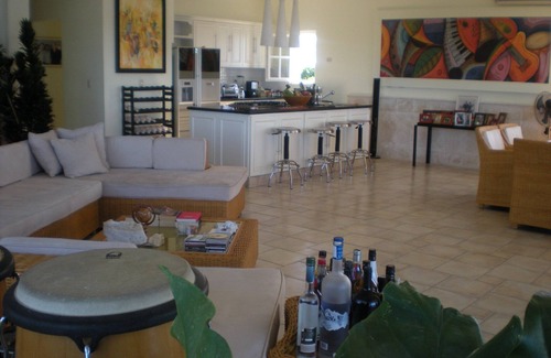 El Batey Condo | Elegant Beachfront Penthouse with Pool & Ocean Views