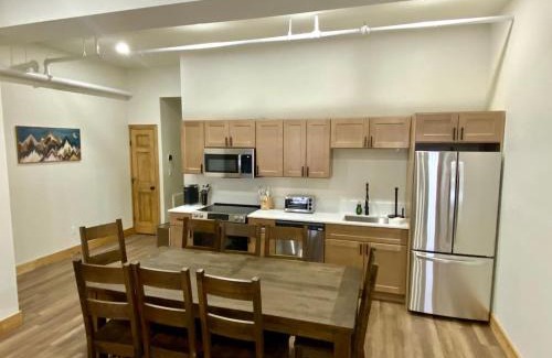 Wilmington House | Luxury TownHome 106