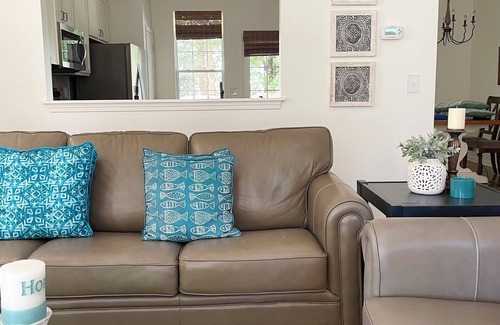 Mauldin House | Pet-Friendly Townhouse with Top Amenities in Gvl-Mauldin
