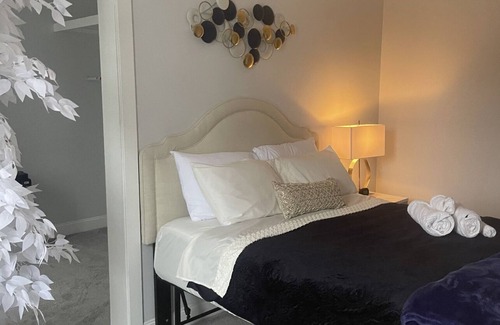 Troy Apartment | Exceptional Troy Retreat: 5 Min to RPI & Child Friendly