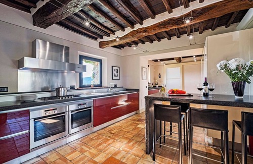 Gaiole in Chianti Villa | Elegant Tuscany Villa with Heated Pool & Scenic Views