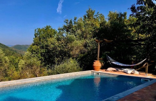 Gassano Villa | Exquisite Tuscan Villa Retreat with Pool & Spa in Codiponte