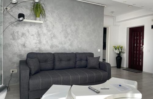 Chiajna Apartment | Spacious Two Room Apartment at Residence Militari M3