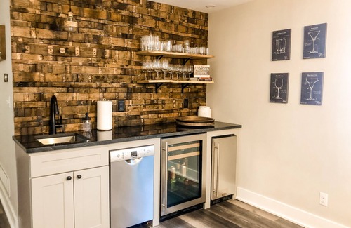 New Buffalo House | Exceptional Cottage Retreat Near Downtown New Buffalo