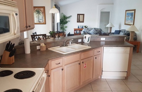 Orange Tree House | Exceptional Vacation Home with Pool Near Disney Resort