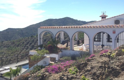 Arenas Villa | Gorgeous Villa with Private Pool and Ocean Views in Andalusia