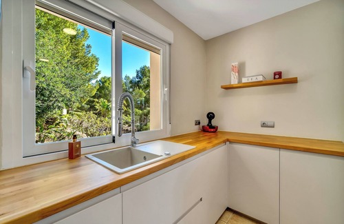 Altea la Vella Villa | Luxury vacation villa with pool. Just 5 minutes from beach, golf and village!