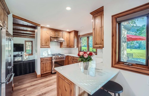 Eagle-Vail House | Premier Beaver Creek Vail Ski Home with Hot Tub & Golf Views