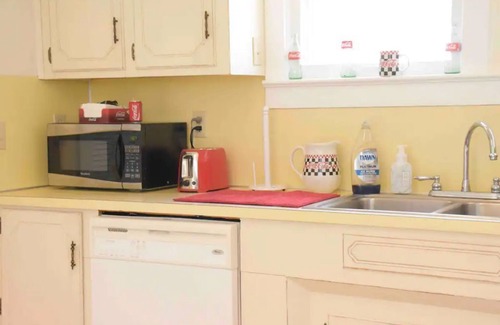 Winnsboro House | Premier Victorian Home: King Suite with Ocean View & Pool