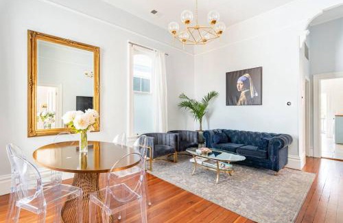 Prescott House | Elegant Victorian Retreat Near SF with Private Parking