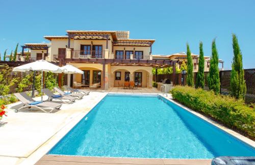 Aphrodite Hills Villa | Elegant Villa AJ 06 with Private Heated Pool & Ocean View