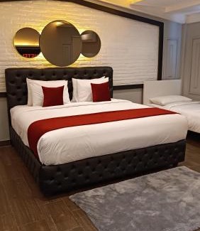 Denpasar Barat Villa | Elegant Villa Belvedere Bali: 4-Star Oceanfront Retreat