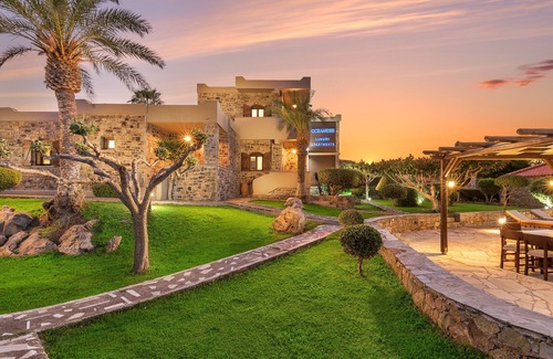 Sitia Apartment | Elegant Oceanfront Villa with Pool in Crete - Rated 9.6