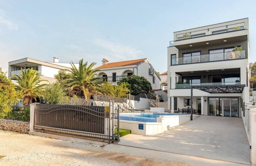 Okrug Gornji Villa | Luxury villa Destiny Ciovo by the sea with heated pool and sauna