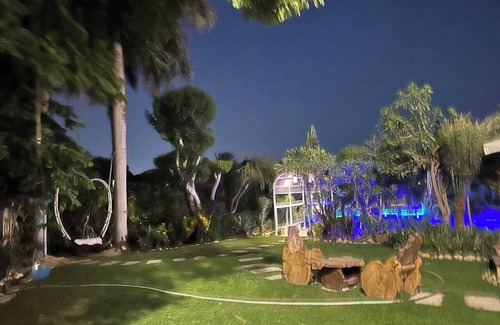 New Cairo Villa | Luxury villa in Cairo with pool - stylish & private. WLAN & near to the pyramids